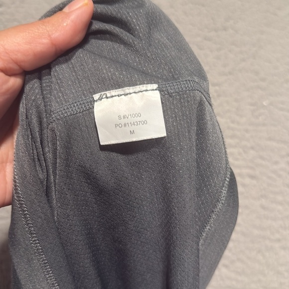VUORI Strato Tech Polo Men's Gray Polo Shirt size M - Picture 5 of 6